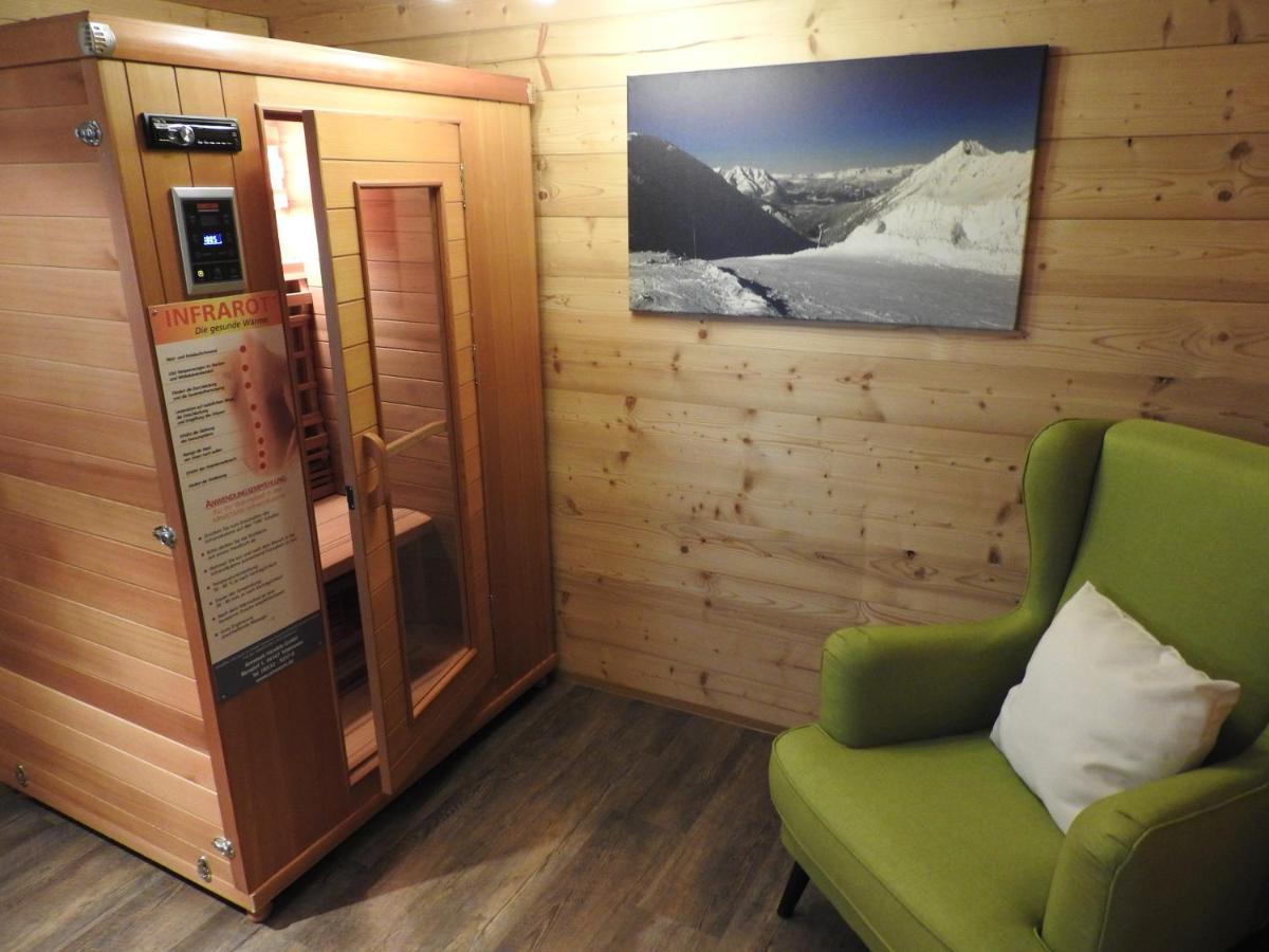 Ertlschweigerhaus Pension - Appartements - Zimmer Donnersbach Eksteriør bilde