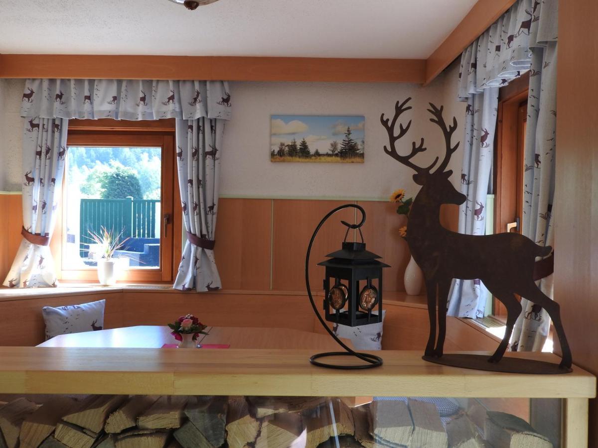 Ertlschweigerhaus Pension - Appartements - Zimmer Donnersbach Eksteriør bilde