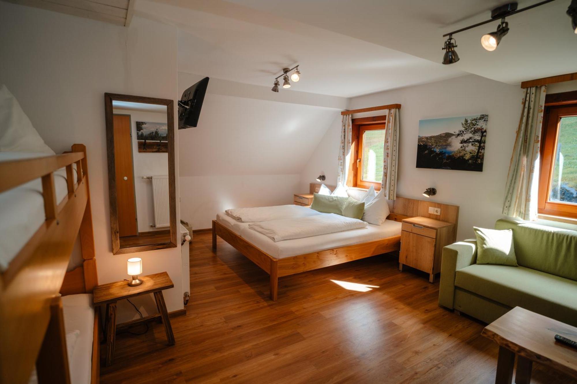 Ertlschweigerhaus Pension - Appartements - Zimmer Donnersbach Eksteriør bilde