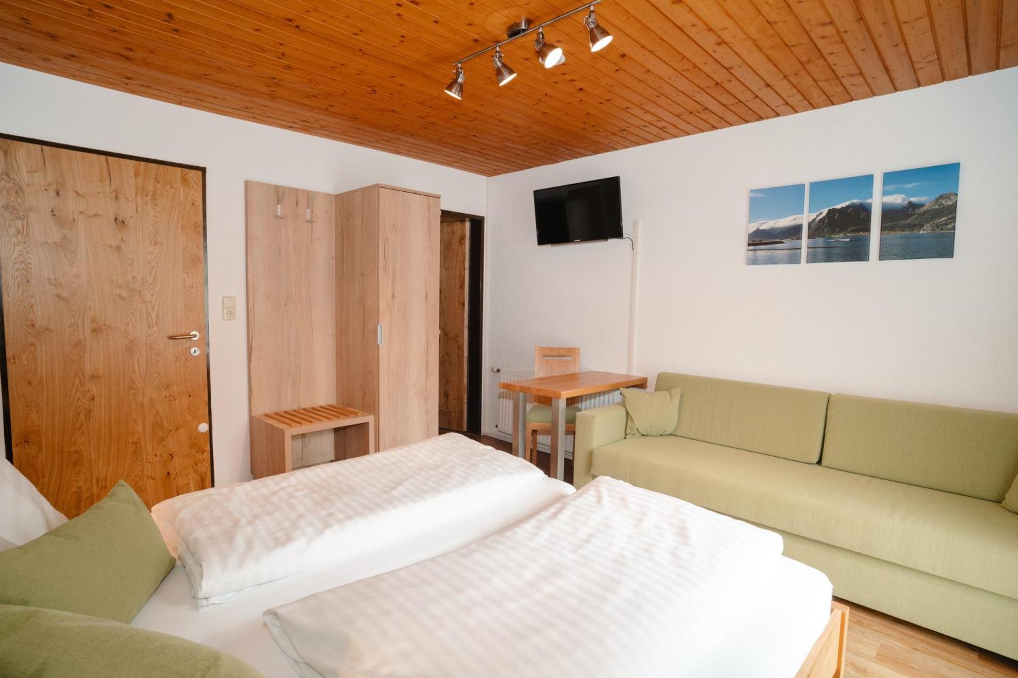 Ertlschweigerhaus Pension - Appartements - Zimmer Donnersbach Eksteriør bilde