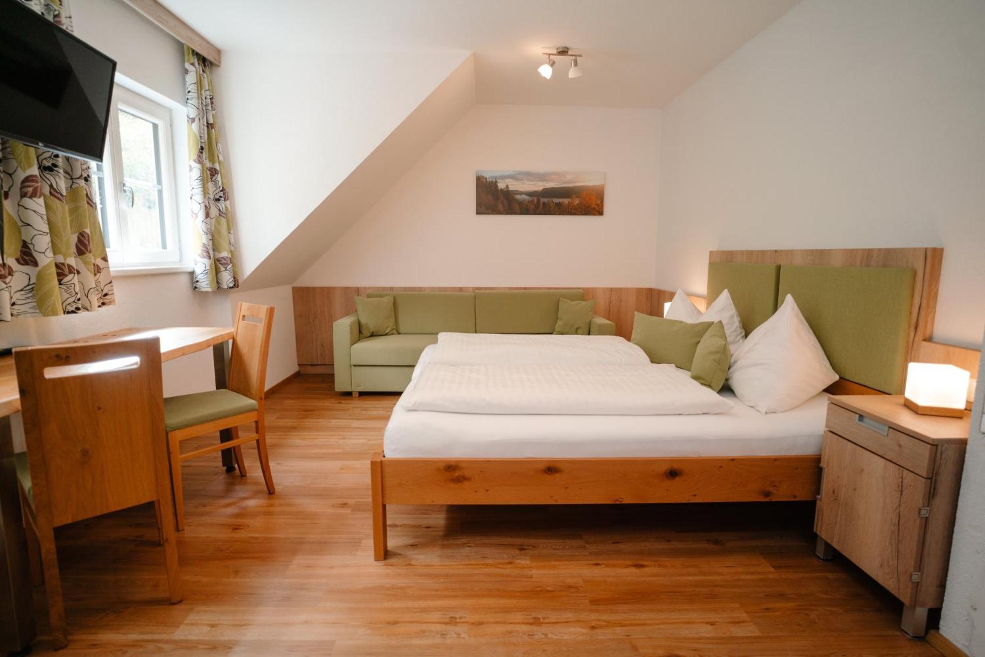 Ertlschweigerhaus Pension - Appartements - Zimmer Donnersbach Eksteriør bilde