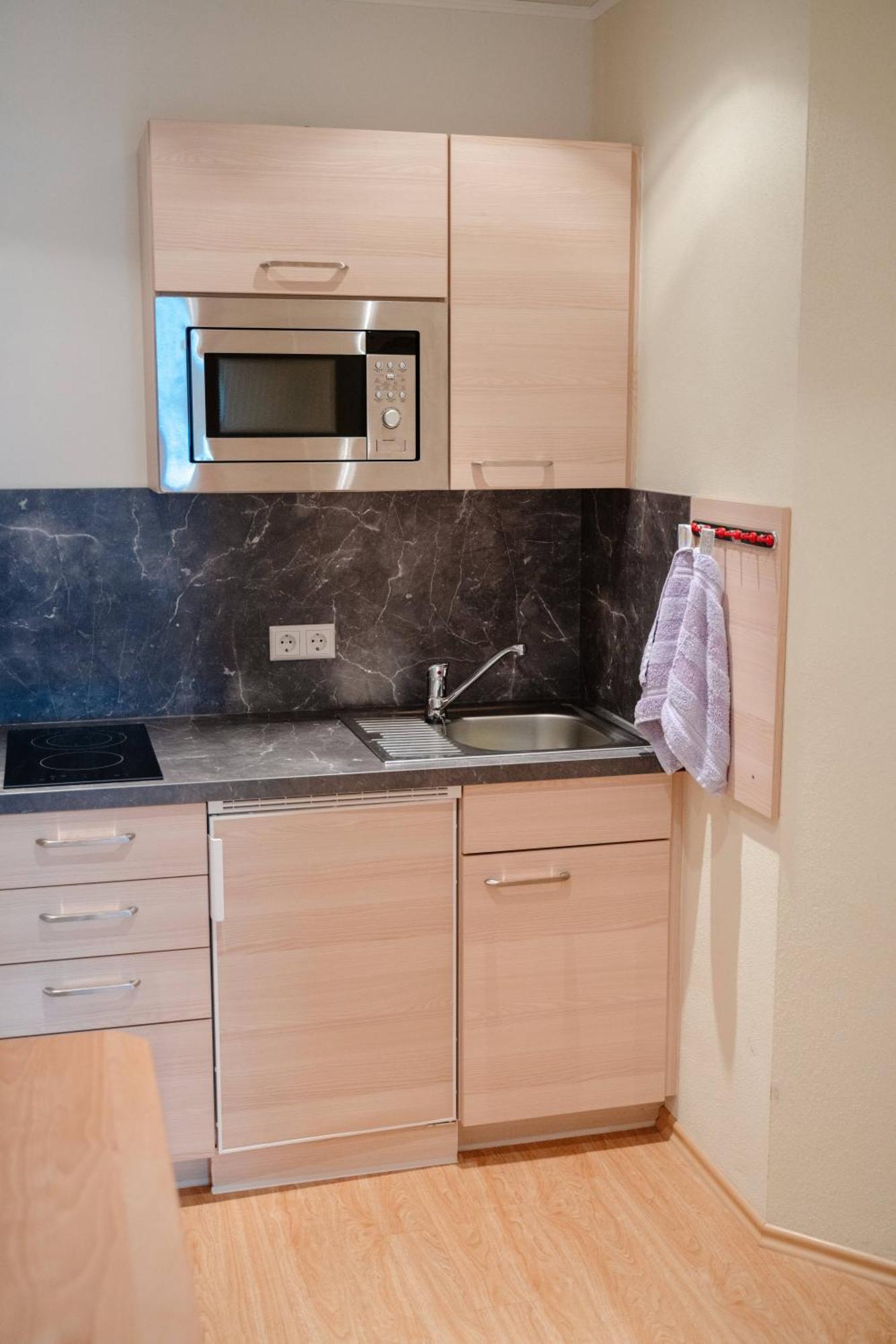 Ertlschweigerhaus Pension - Appartements - Zimmer Donnersbach Eksteriør bilde