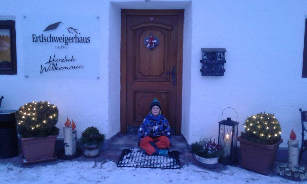 Ertlschweigerhaus Pension - Appartements - Zimmer Donnersbach Eksteriør bilde