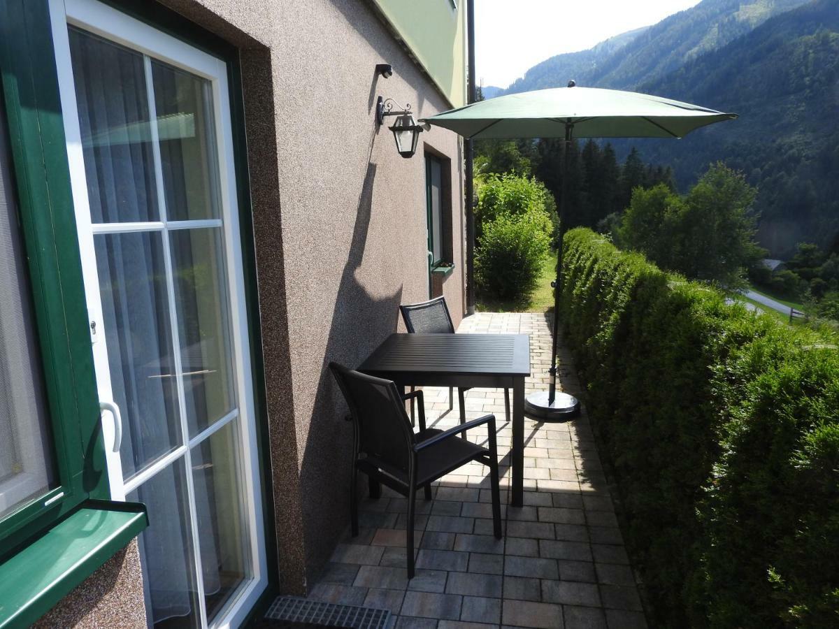 Ertlschweigerhaus Pension - Appartements - Zimmer Donnersbach Eksteriør bilde